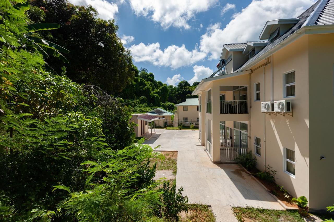 Home Confort Self Catering Anse Kerlan  Exterior photo