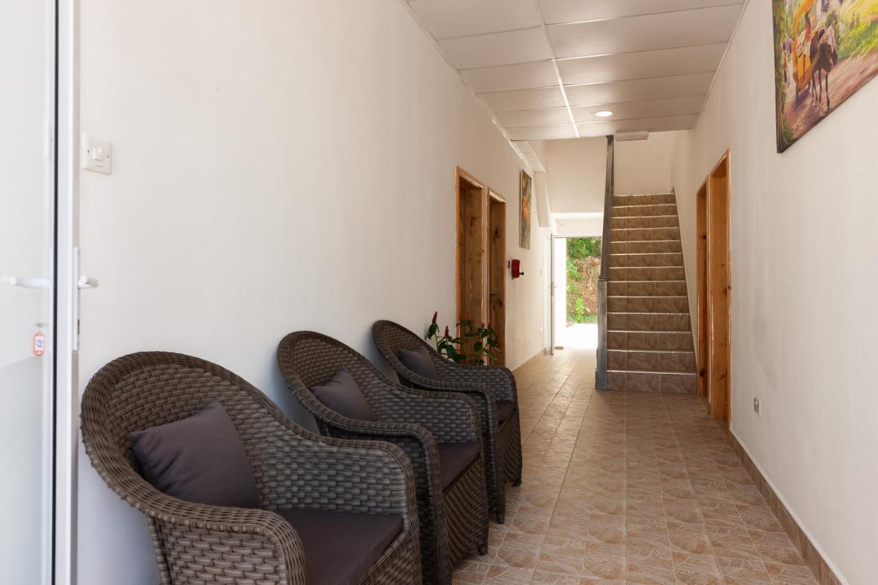 Home Confort Self Catering Anse Kerlan  Exterior photo